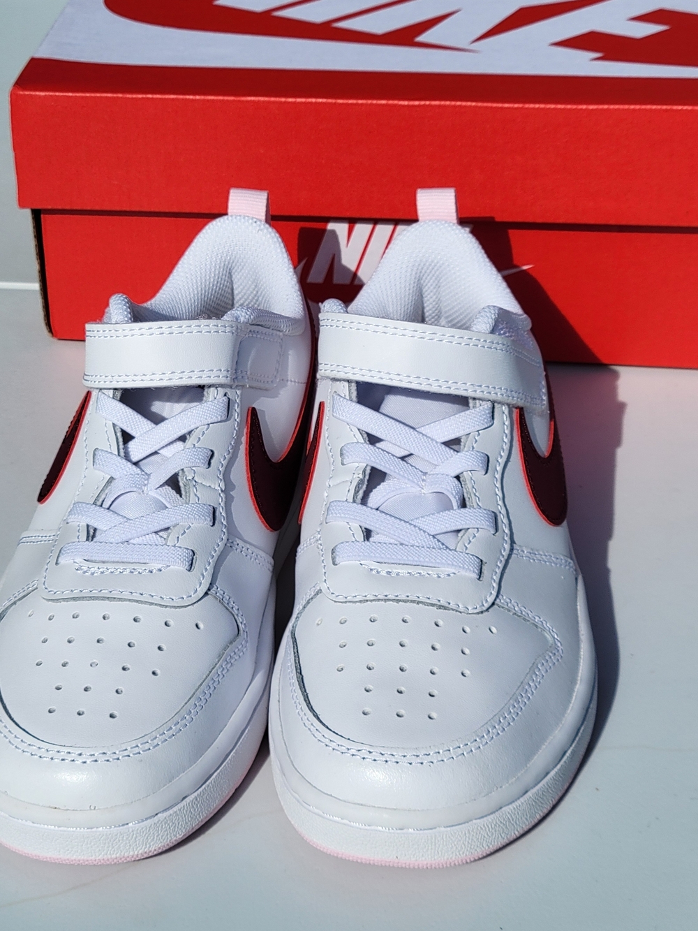 KIDS 2Y NIKE COURT BOROUGH LOW 2 SNEAKER SHOE – WHITE/DARK BEETROOT – NEW IN BOX - Picture 3 of 8